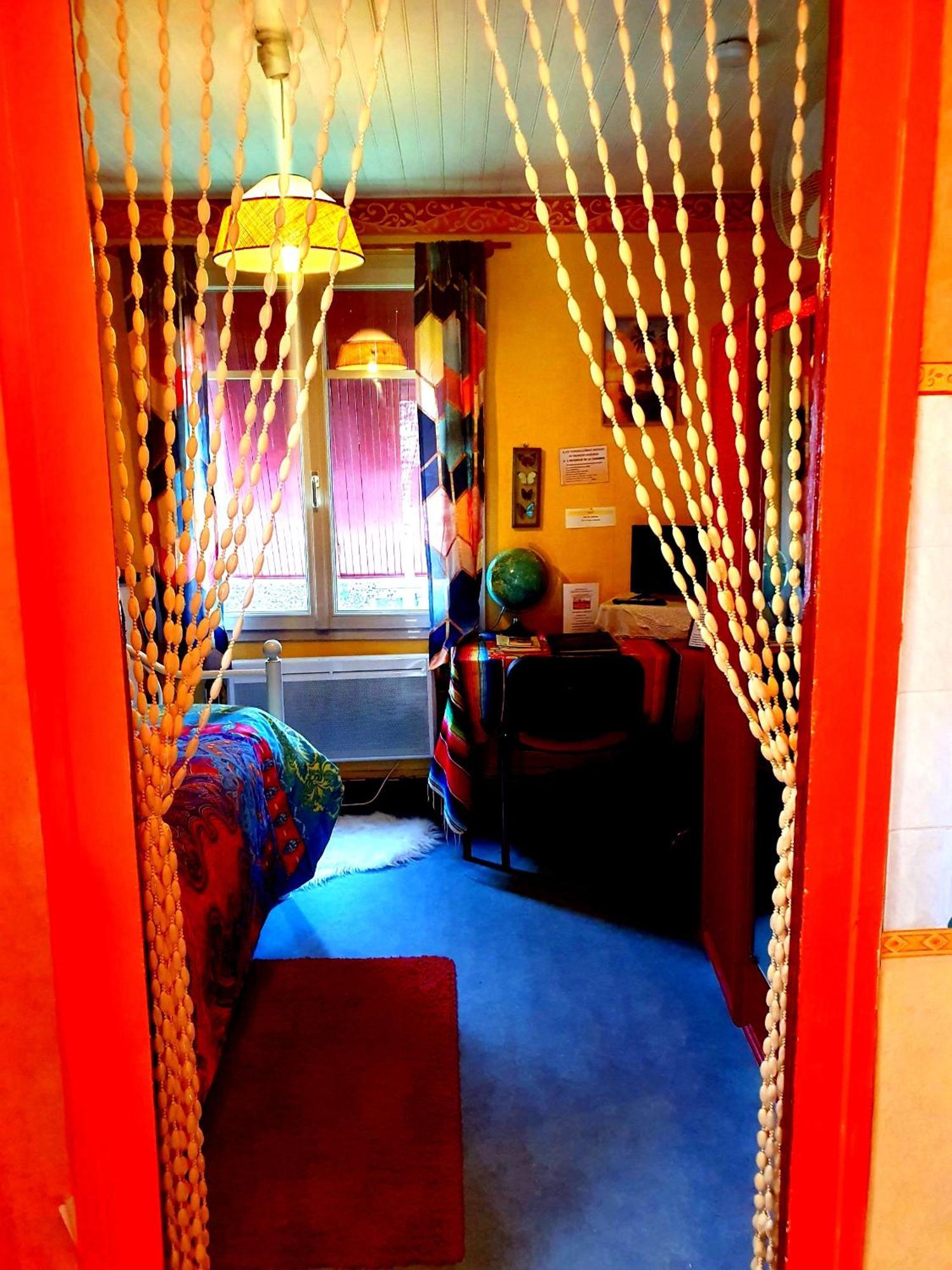 Bed And Breakfast Les Roses Multicolores Du 47 Fumel Ngoại thất bức ảnh